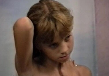 [NWoDL] Naturistin: Julia Akt Dessous