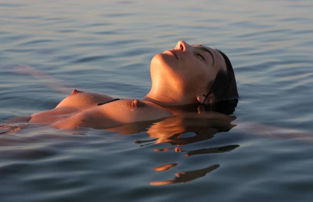 [NWoDL] Sunlight Water to the Night pics