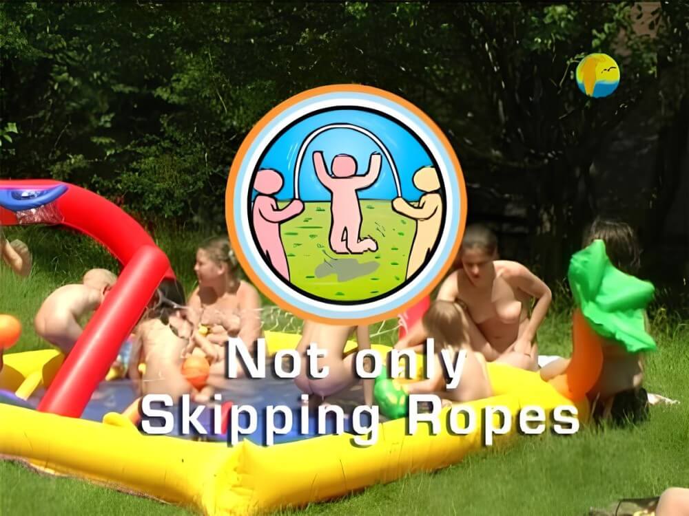 [NWoDL] Naturist Freedom: Not only Skipping Ropes