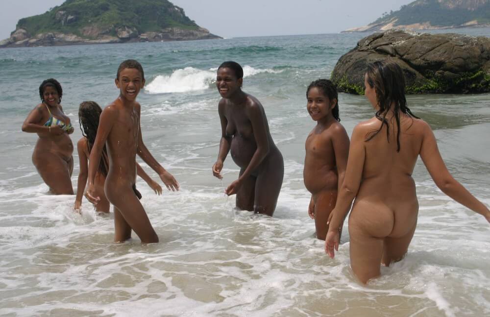 [NWoDL] Brazils Endless Water Fun pics