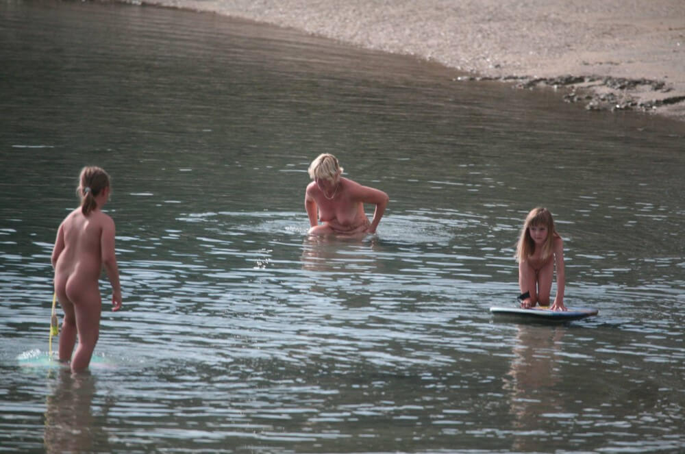 [NWoDL] Naturism photo gallery # 14