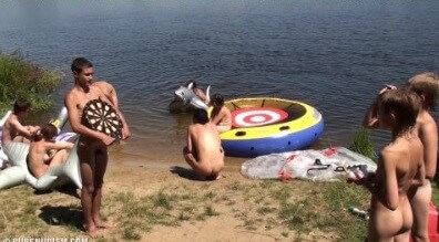 [NWoDL] Nude and hot summer day video