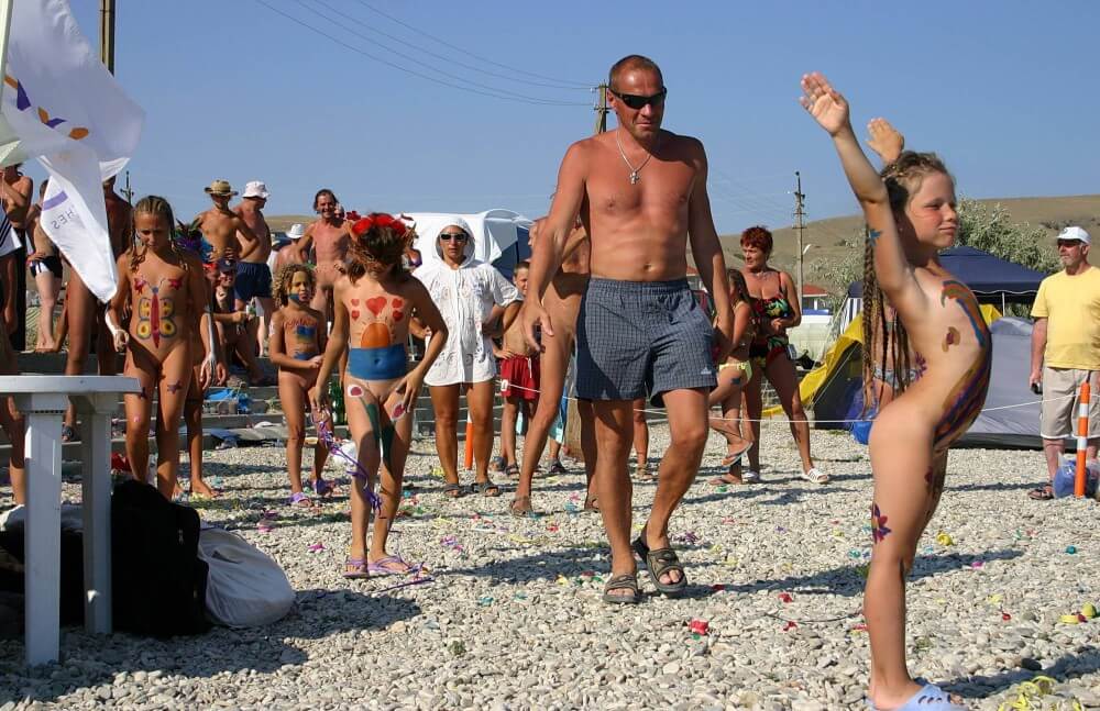 [NWoDL] Beach Time Talent Show pics
