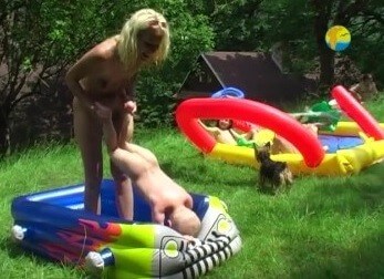 [NWoDL] Naturist Freedom: Not only Skipping Ropes