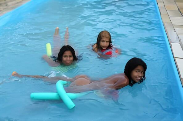 [NWoDL] Tropic Pool Side Day - Brazil resort
