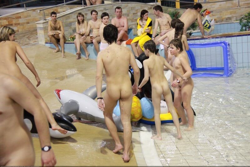 [NWoDL] Pool day celebration Big gallery