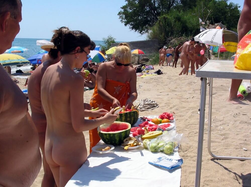 [NWoDL] Bulgarian Nude Day Preps pics