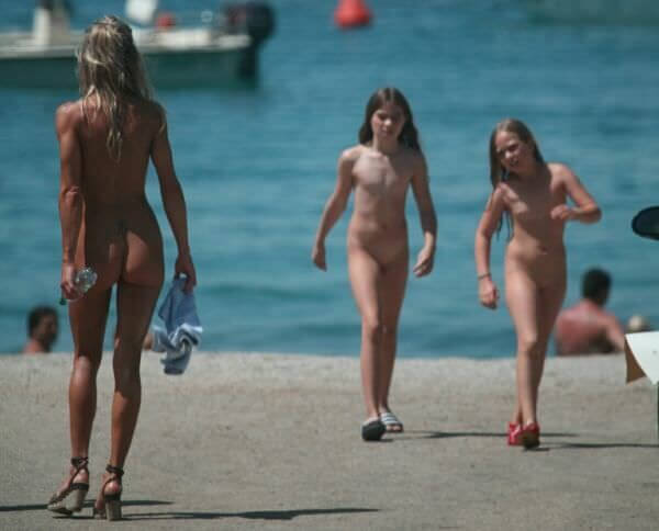 [NWoDL] The nudism country photos
