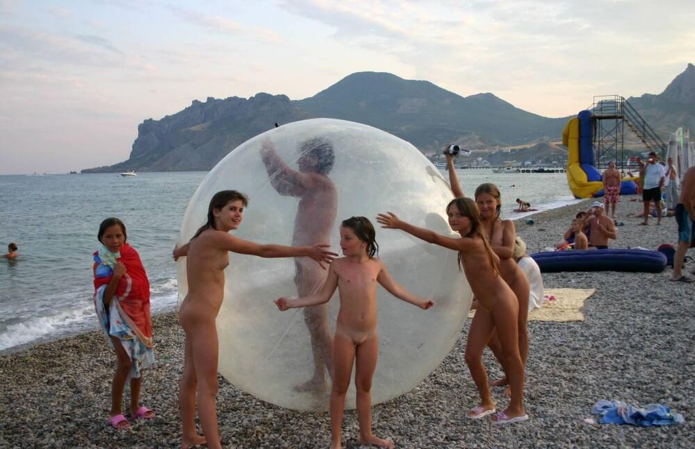 [NWoDL] Pics Walk on the Beach Balloon