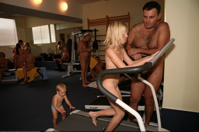 [NWoDL] Record room naturists photos