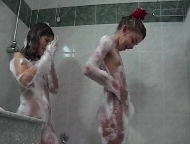 [NWoDL] Naturistin: Rain Holiday 4