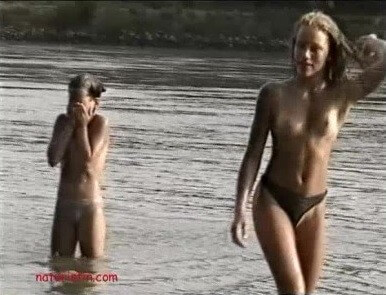 [NWoDL] Naturistin: Dirty Girls