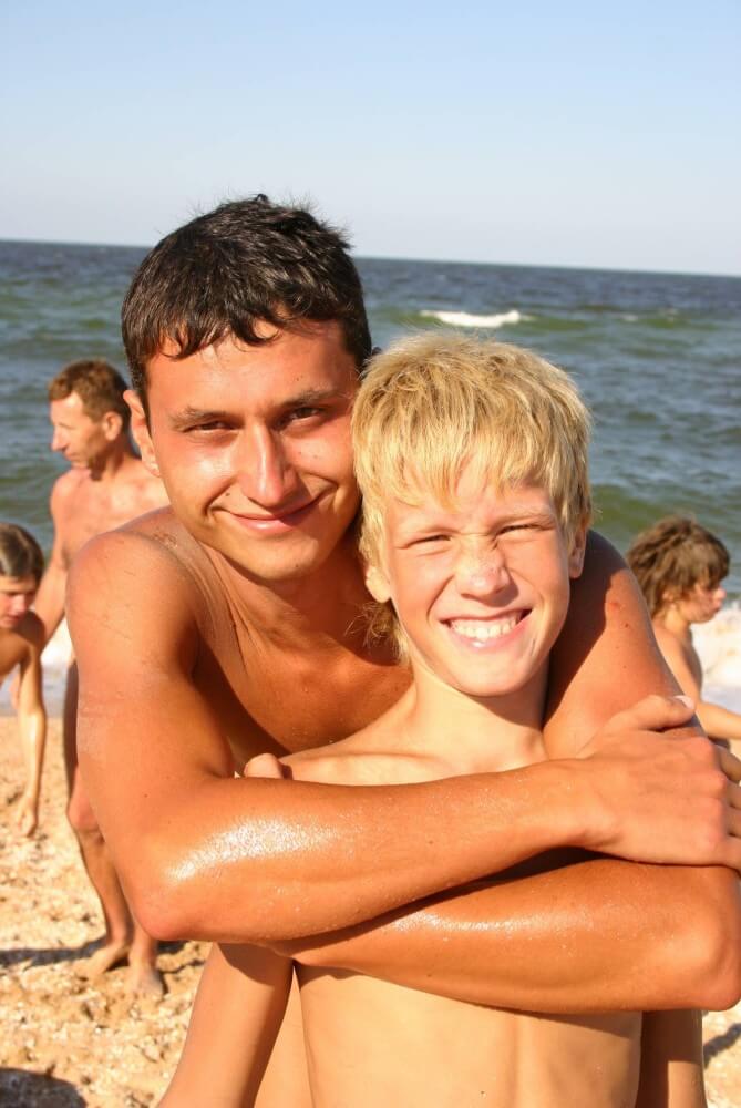 [NWoDL] Naturist Group Pictures