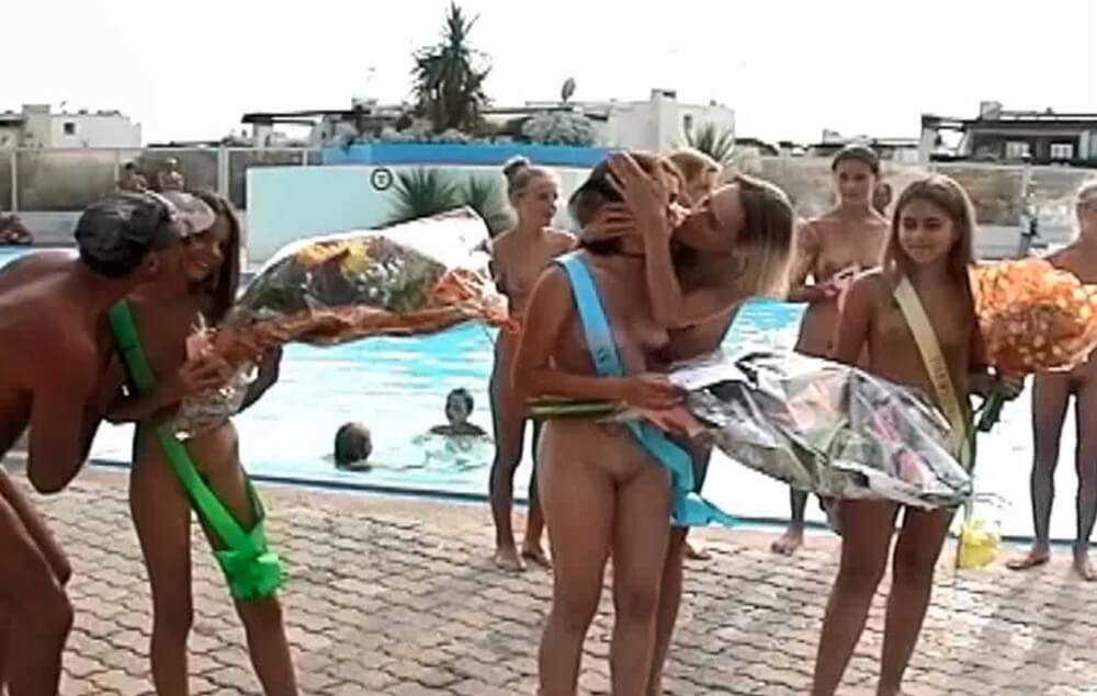 [NWoDL] Nudist girls beauty contest video France - Sunat Natplus HD