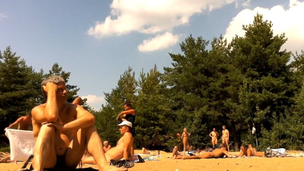 [NWoDL] Nudist camping in the forest video HD