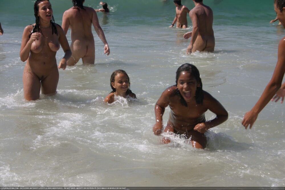 [NWoDL] Brazil naturism photo set 4